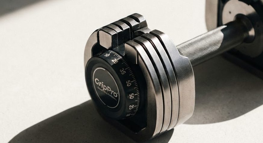 GripPro Adjustable Dumbbell 24kg — detail view